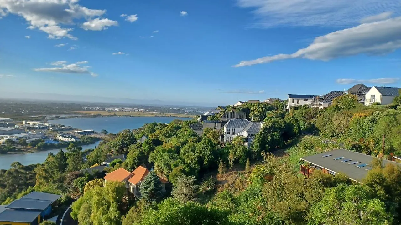 Homestay, Millions Dollars View At Mount Pleasant Κράισττσερτς Δωμάτια σε οικογενειακή κατοικία